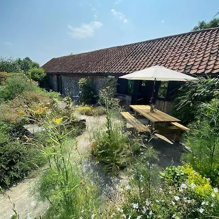 Oyster Barn Sleeps Two Villa Roughton  Exterior photo