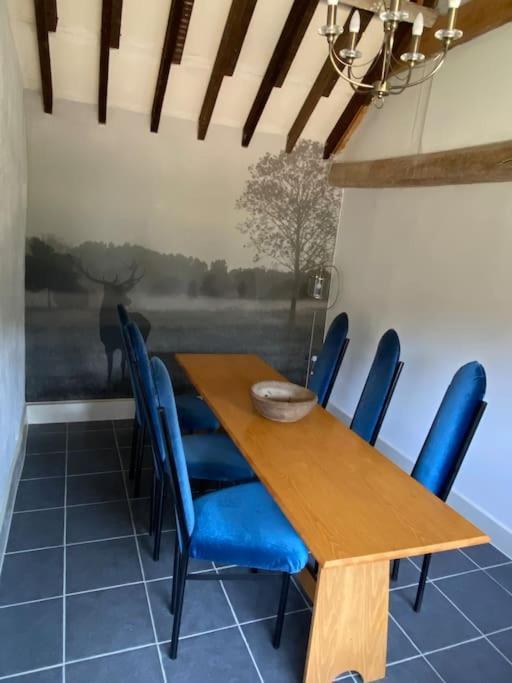 Oyster Barn Sleeps Two Holiday home